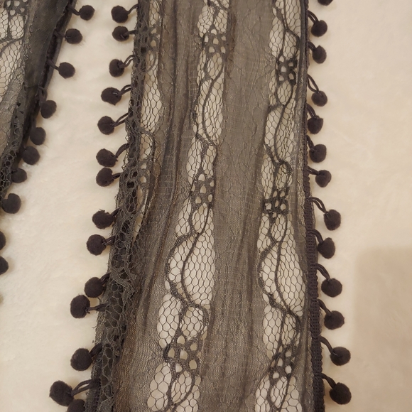 2 for $25 | pompom fringed lace neck tie - Picture 4 of 4